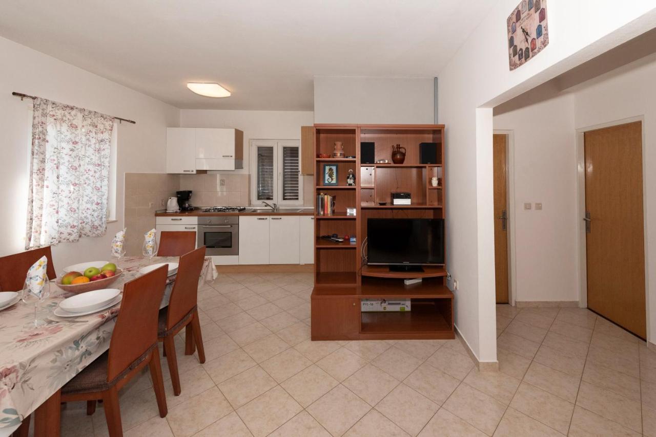 Apartments Max Ražanac Zewnętrze zdjęcie
