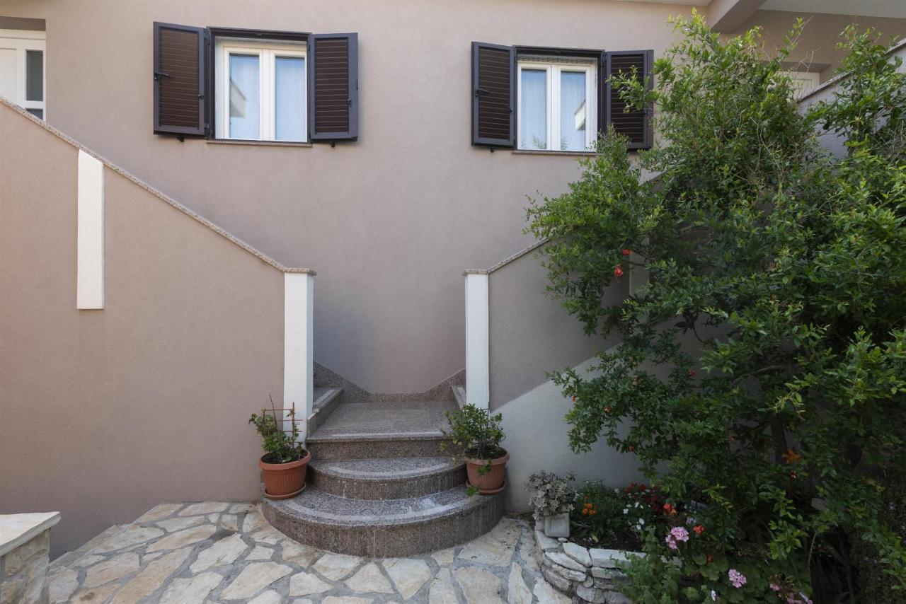 Apartments Max Ražanac Zewnętrze zdjęcie